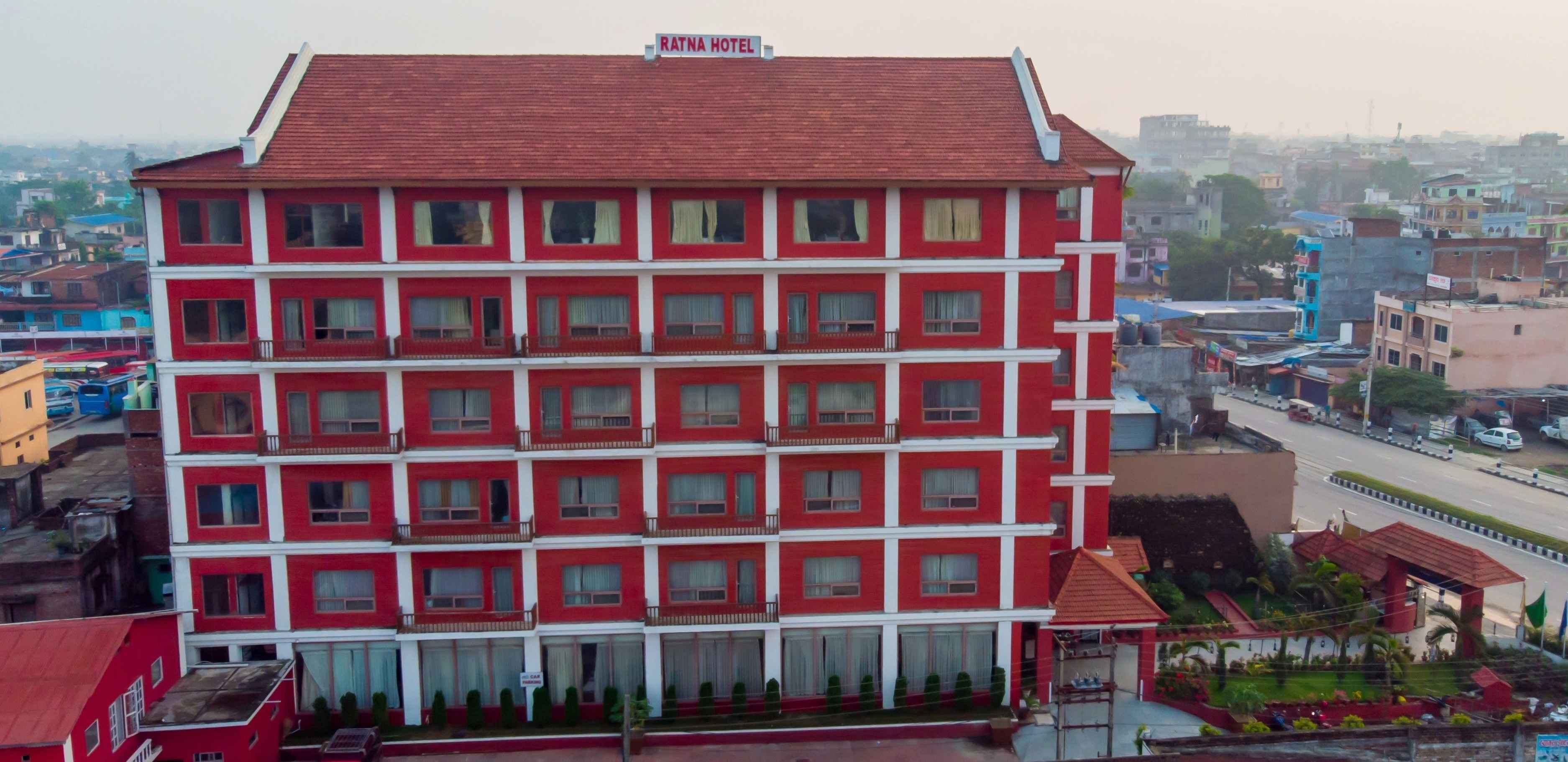 Ratna Hotel